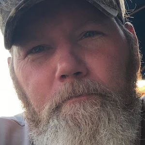 Meet your Posher, Daniel l